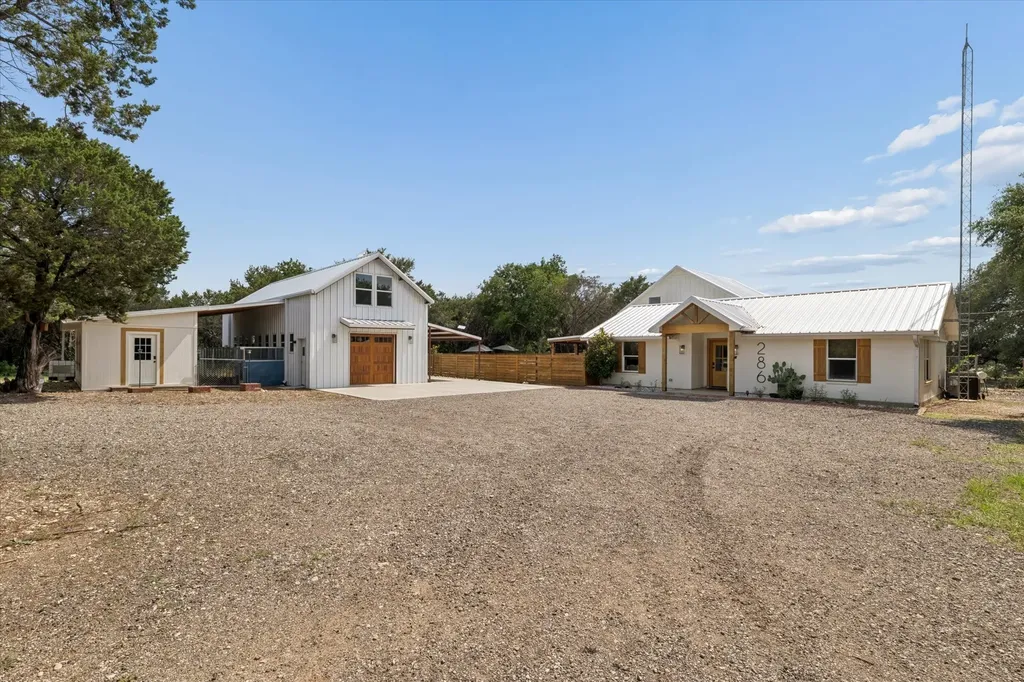 286 Benevolence Way China Spring TX 76633