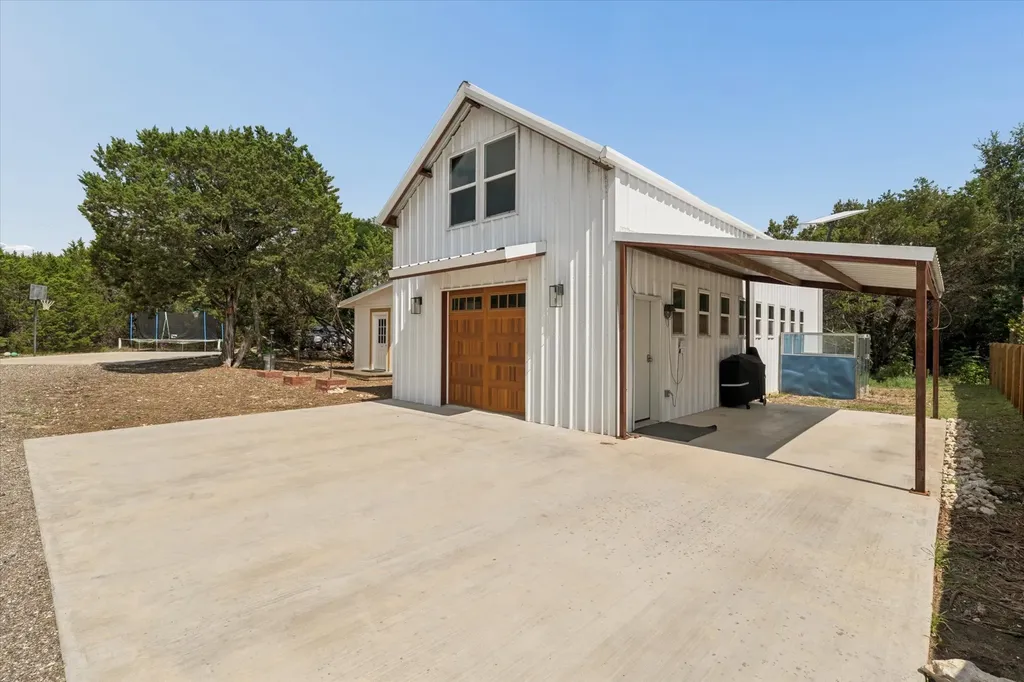 286 Benevolence Way China Spring TX 76633