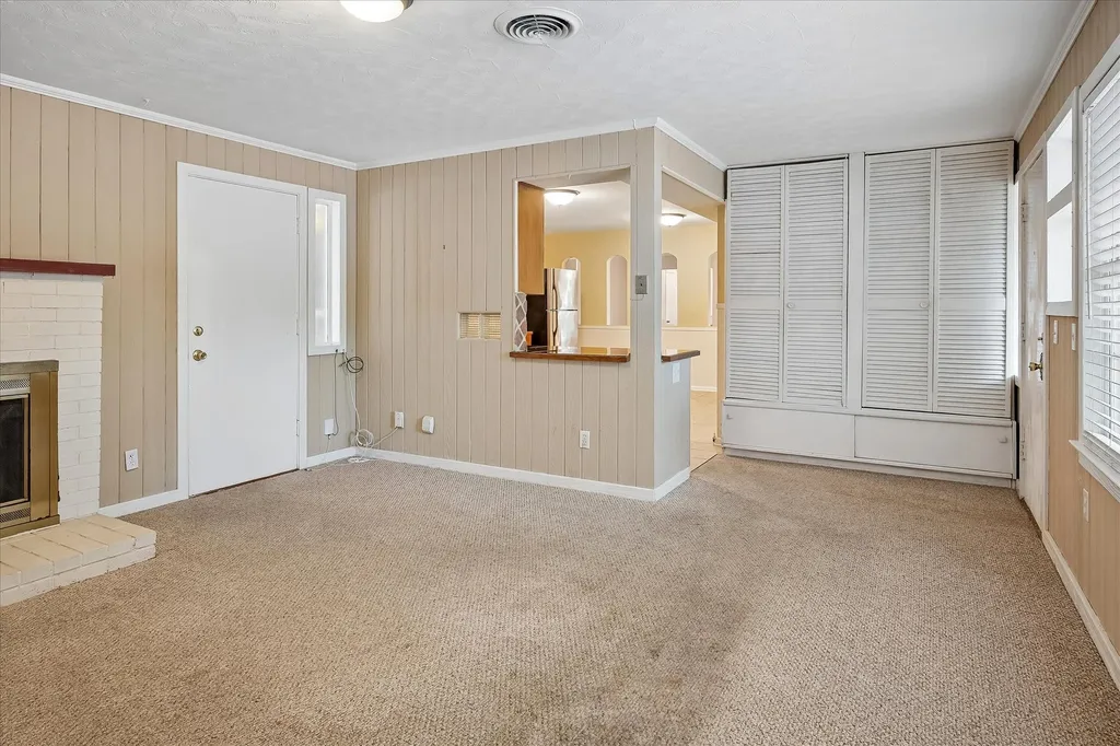 1631 Macmanus Drive Dallas TX 75228