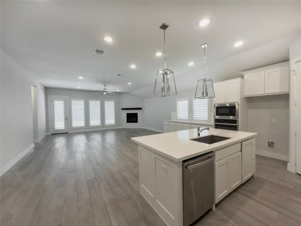 1708 Red Rose Trail Celina TX 75078