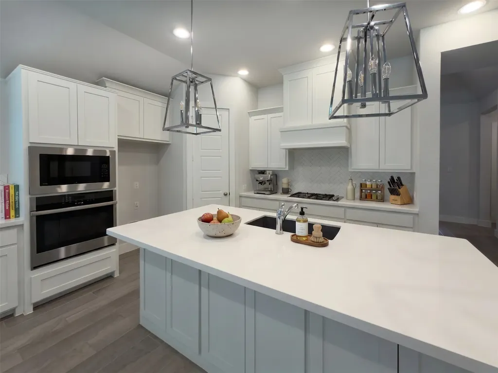 1708 Red Rose Trail Celina TX 75078