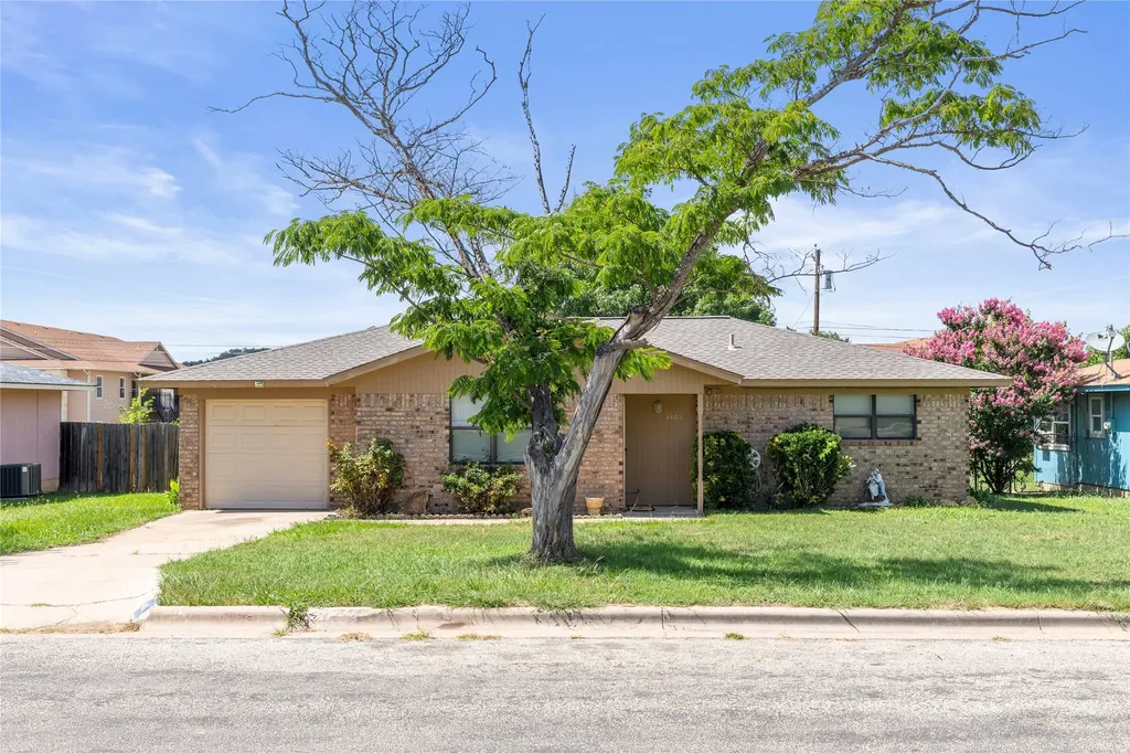 4405 Redbird Drive Brownwood TX 76801