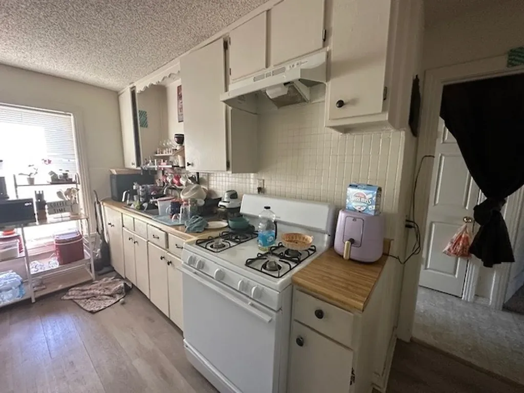 208 N Las Vegas Trail White Settlement TX 76108