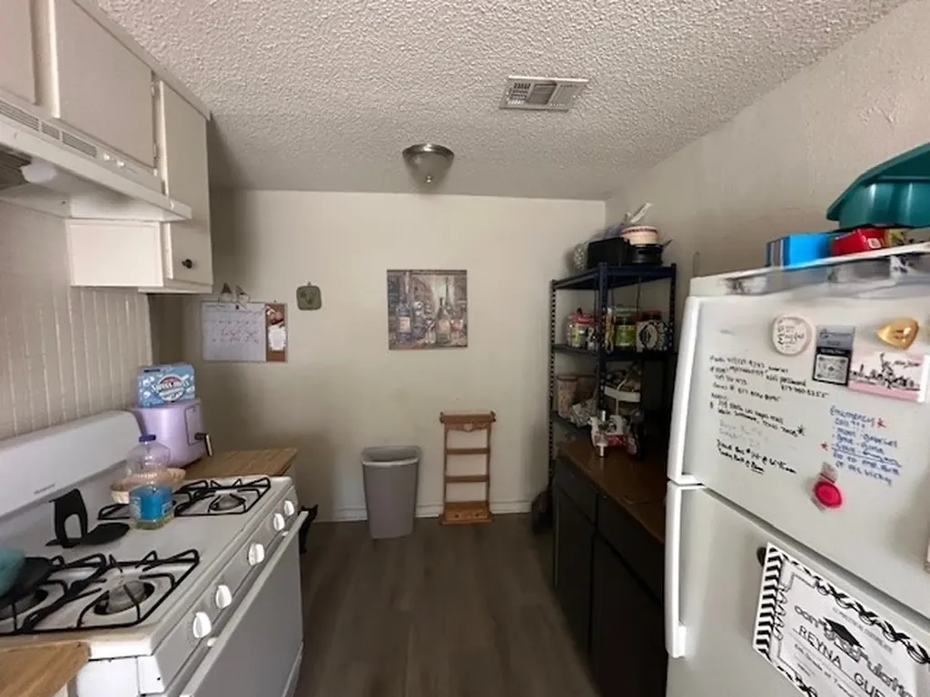 208 N Las Vegas Trail White Settlement TX 76108