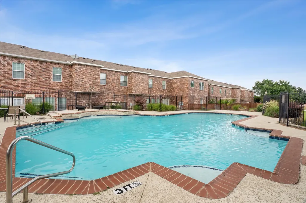 706 S Jupiter Road Allen TX 75002