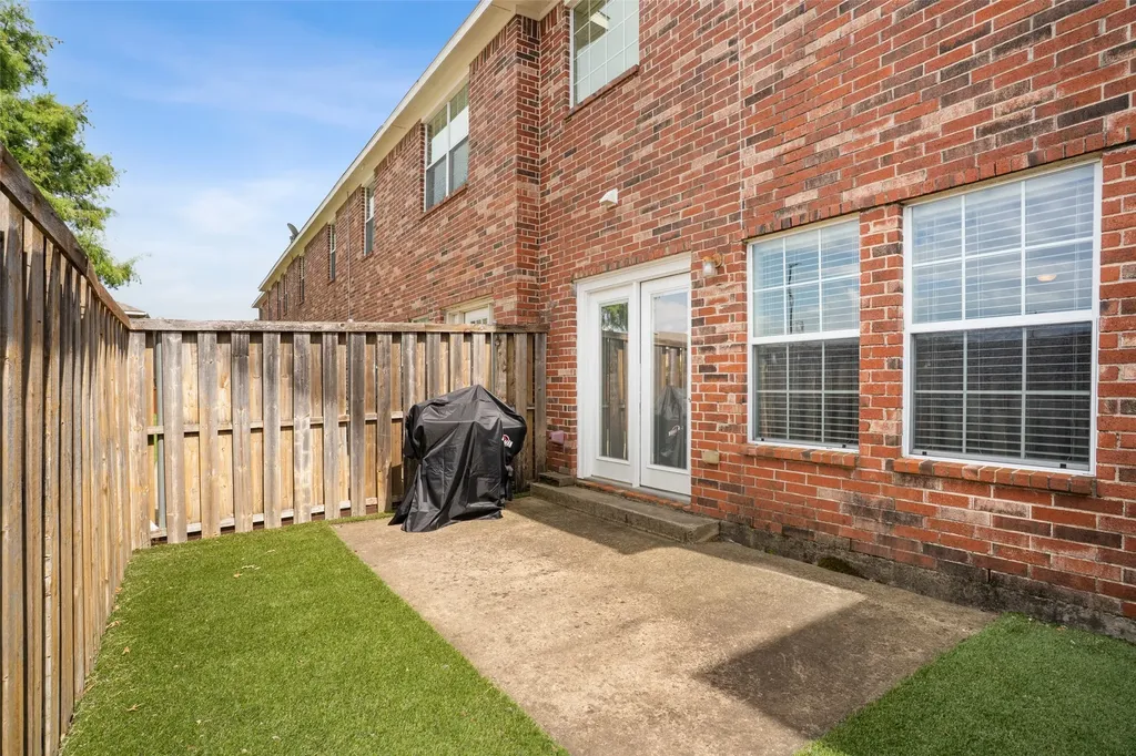 706 S Jupiter Road Allen TX 75002