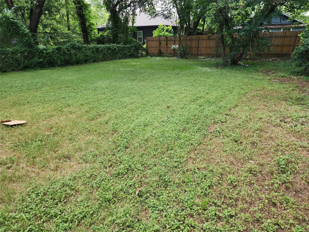 3610 Kenilworth Street Dallas TX 75210