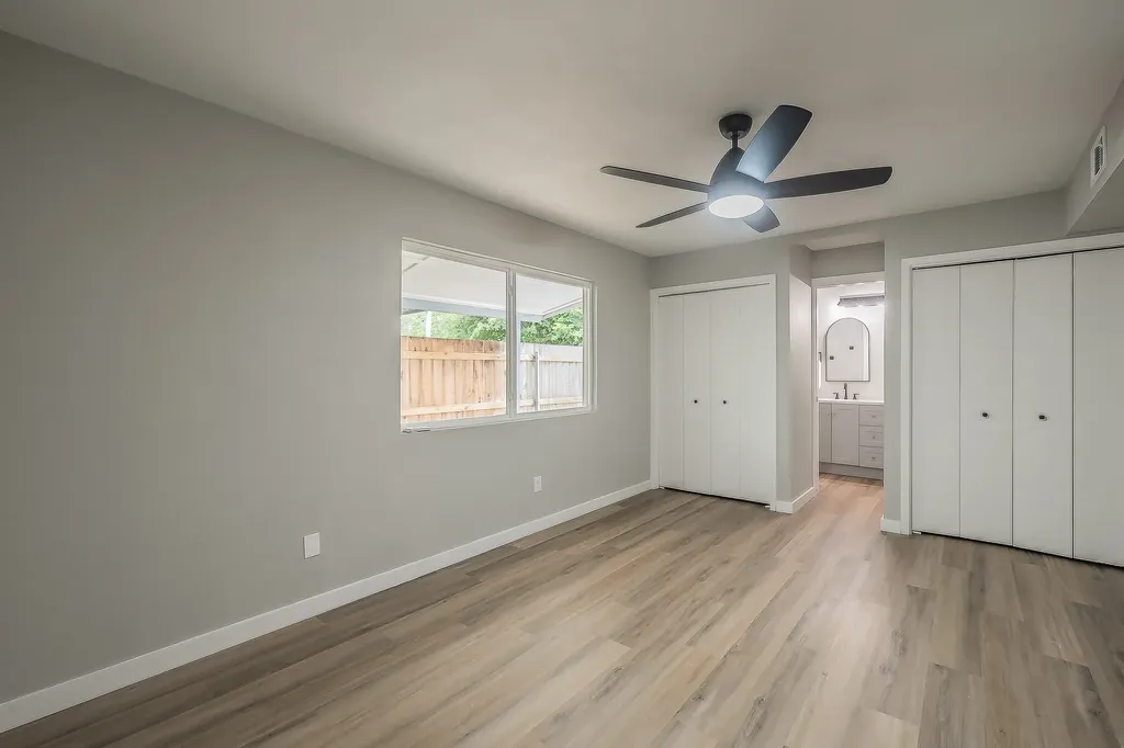 717 Cain Street Lake Dallas TX 75065