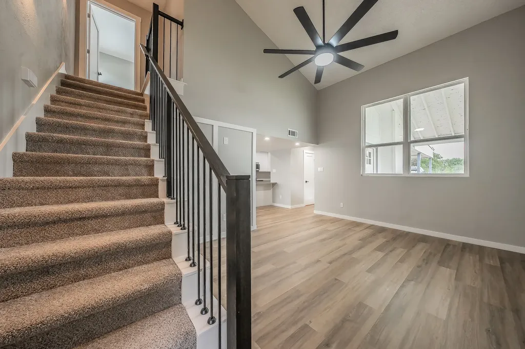 717 Cain Street Lake Dallas TX 75065
