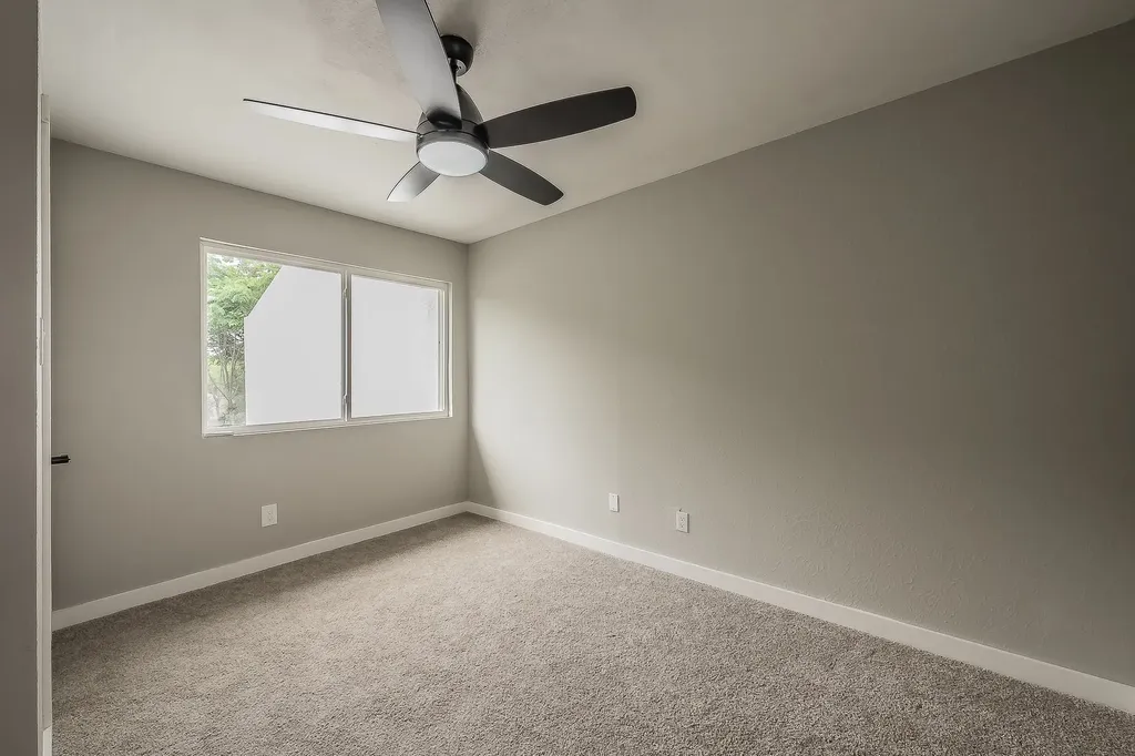 717 Cain Street Lake Dallas TX 75065