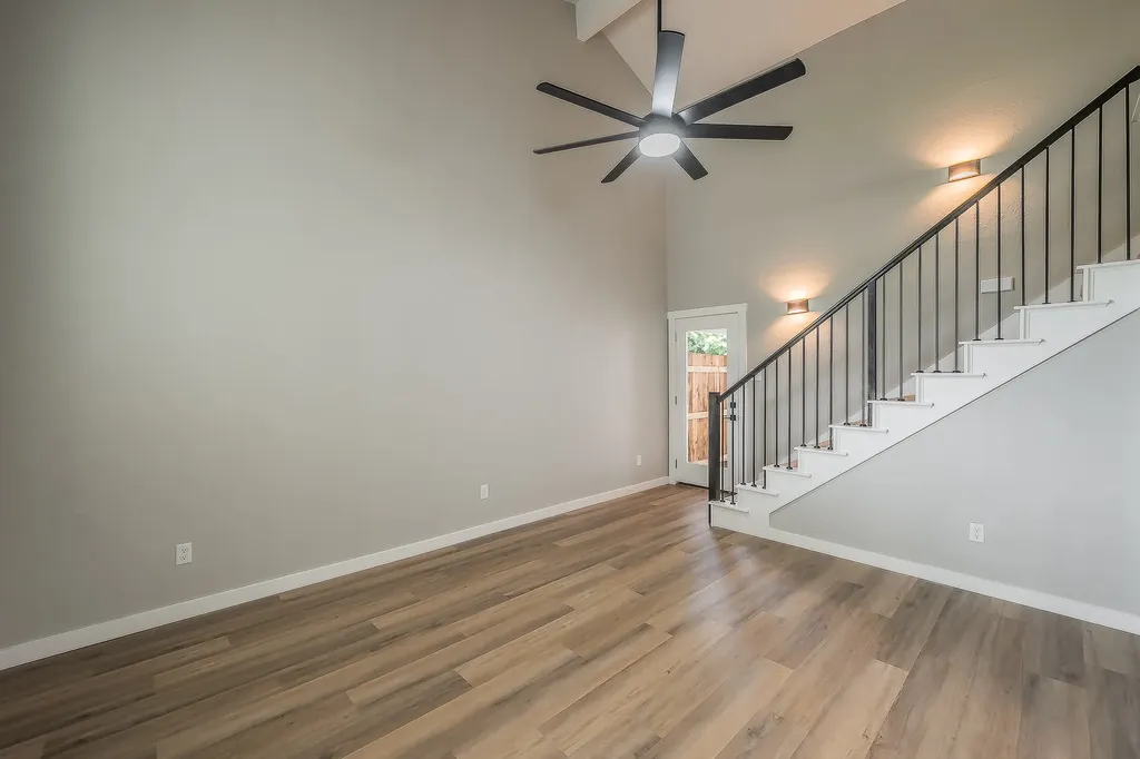717 Cain Street Lake Dallas TX 75065