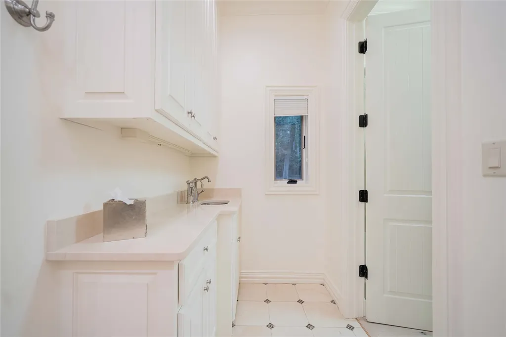582 Windy Point Drive Mount Vernon TX 75457