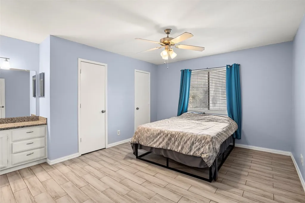 6200 Big Springs Drive Arlington TX 76001