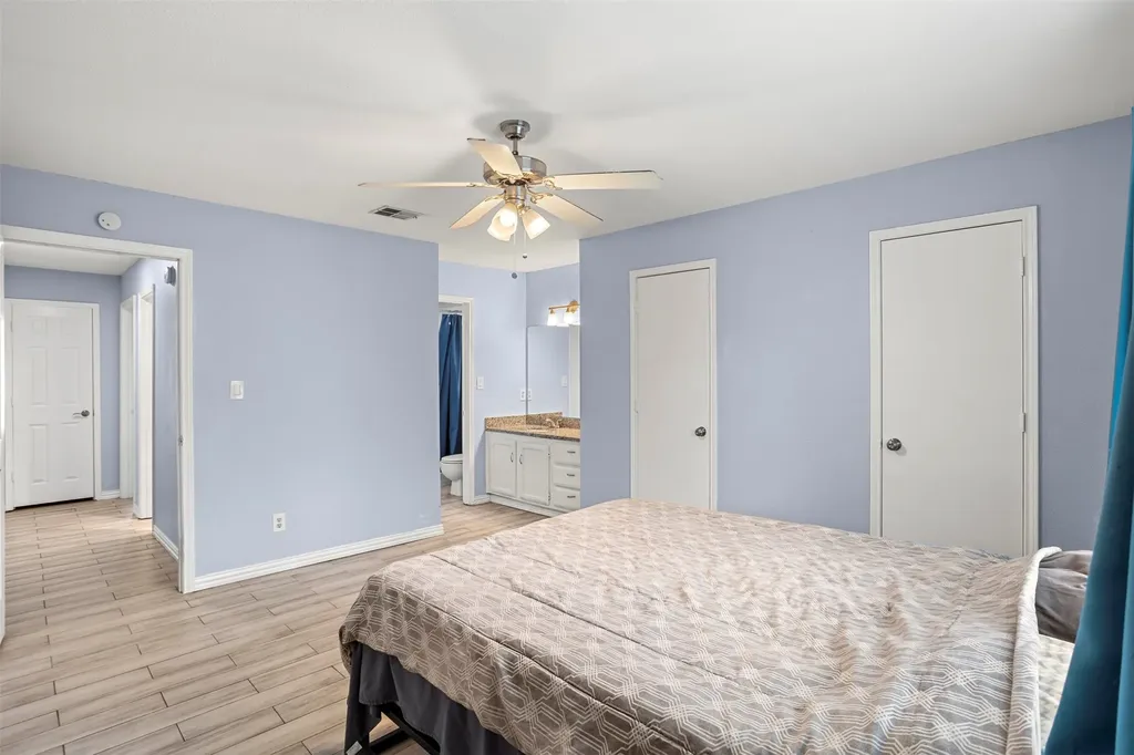 6200 Big Springs Drive Arlington TX 76001