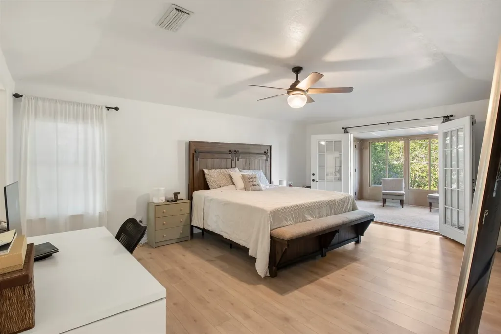2303 Fall River Drive Arlington TX 76006