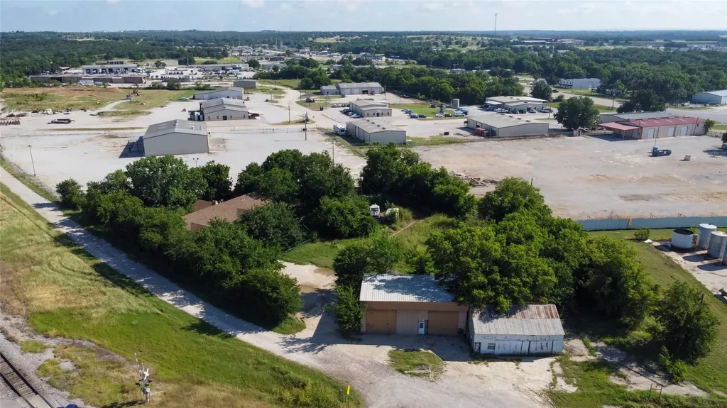 110 Lake Road Bridgeport TX 76426