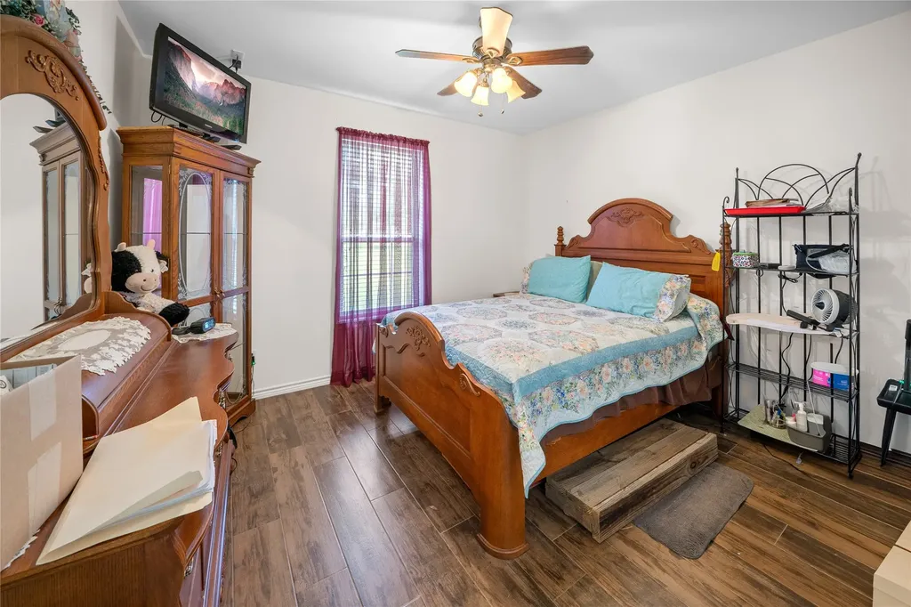 14226 County Road 434 Lindale TX 75771