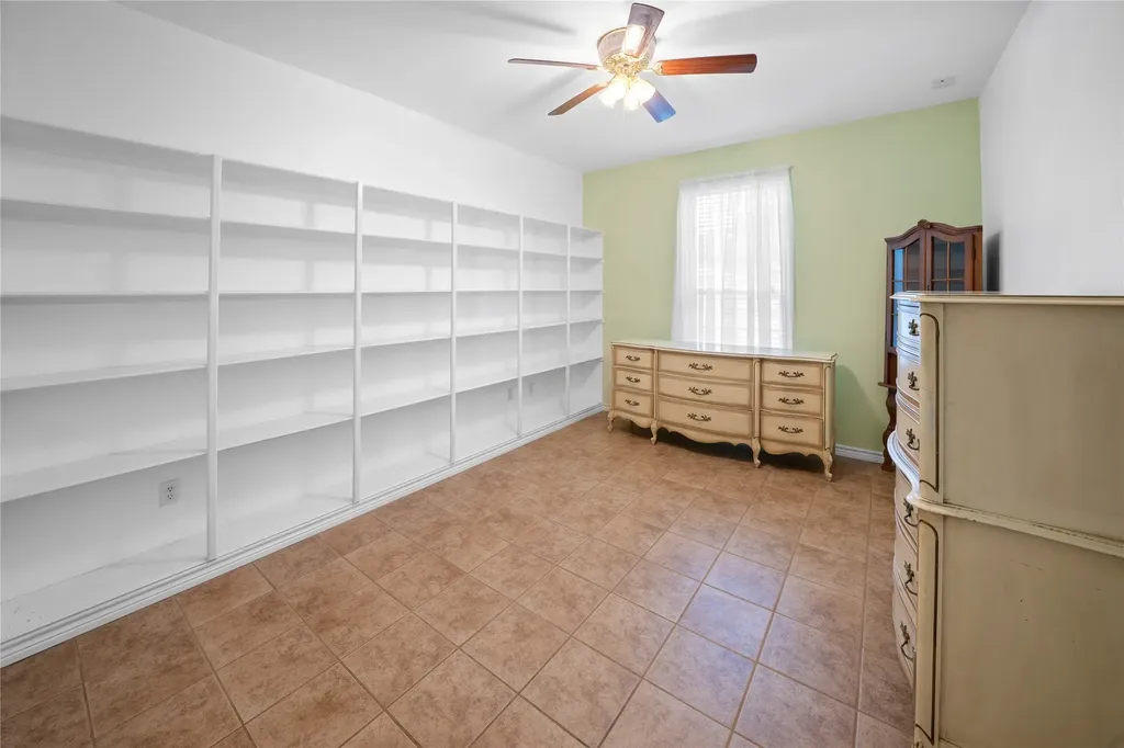 14226 County Road 434 Lindale TX 75771