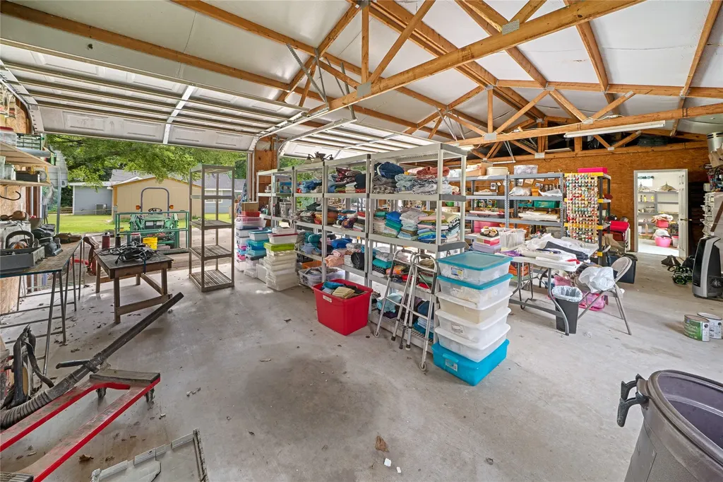 14226 County Road 434 Lindale TX 75771