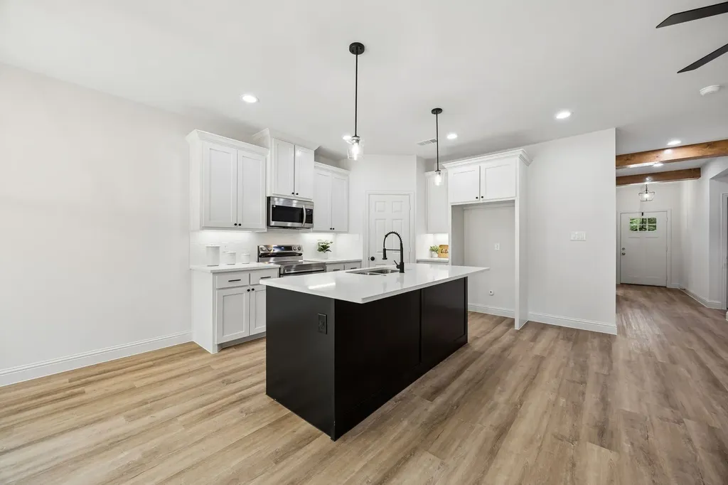 2810 Gillespie Street Greenville TX 75401