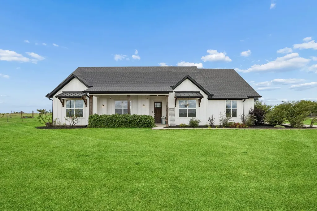 14875 County Road 255 Valley View TX 76272
