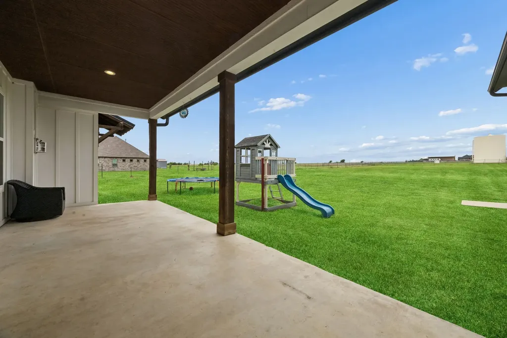 14875 County Road 255 Valley View TX 76272
