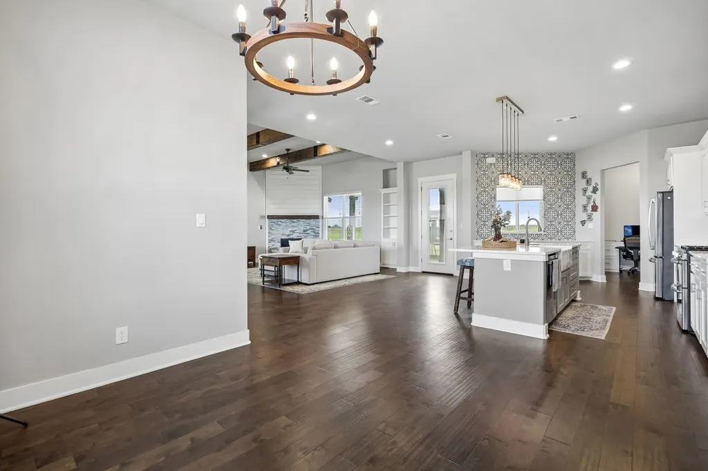 14875 County Road 255 Valley View TX 76272