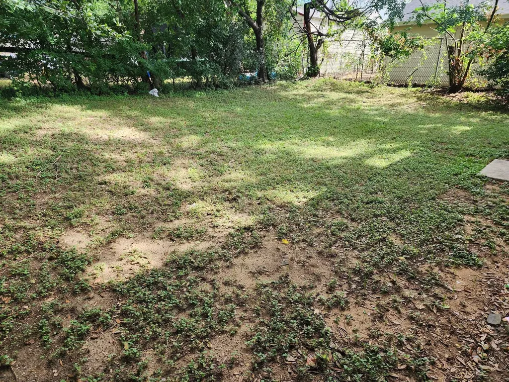 4229 Spring Avenue Dallas TX 75210