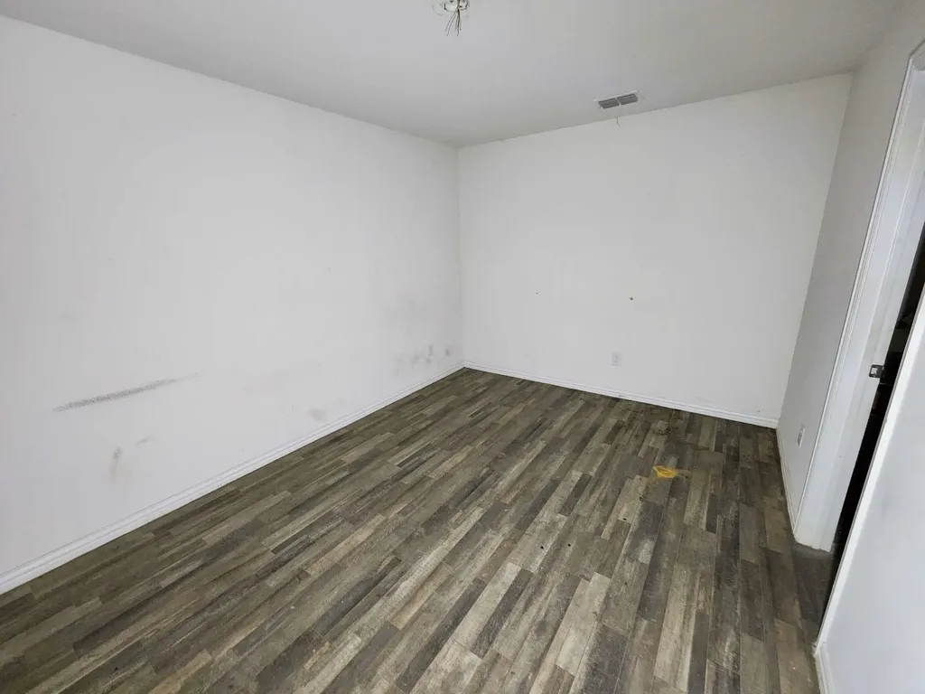 4229 Spring Avenue Dallas TX 75210