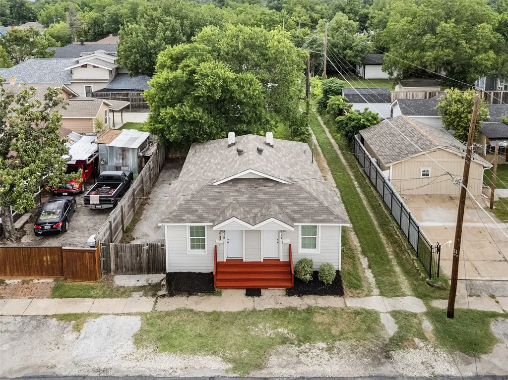 1815 W Brooklyn Avenue Dallas TX 75208