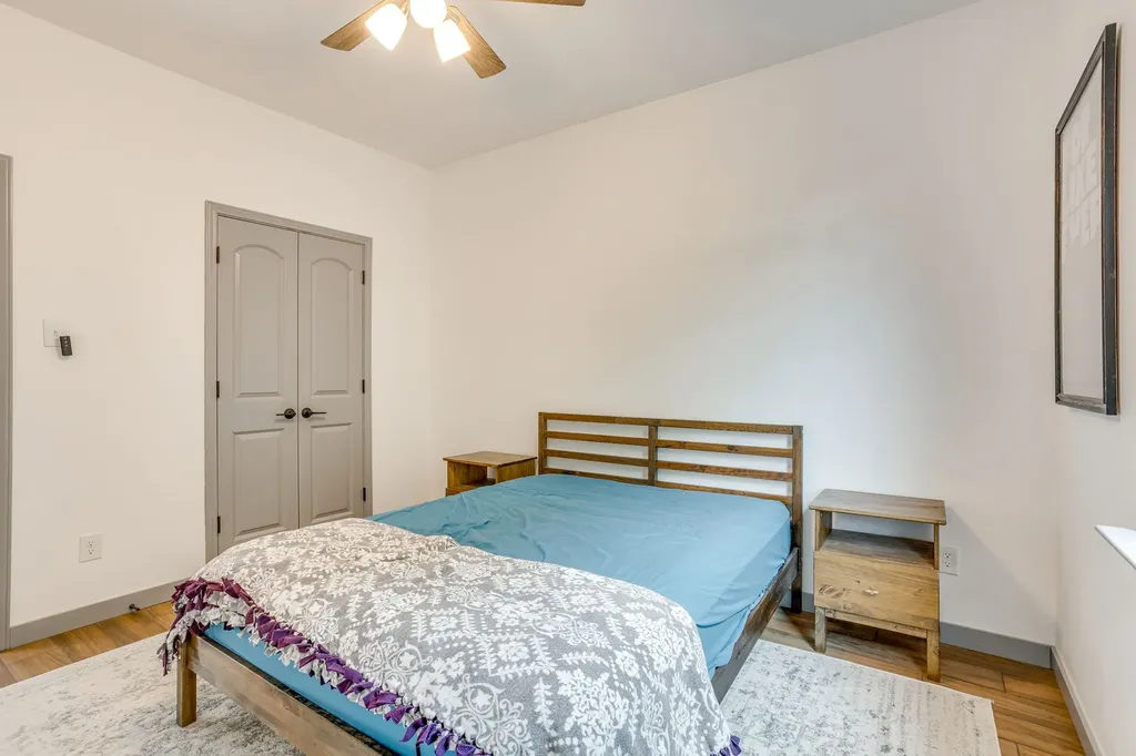 7529 Pleasant Oaks Street Fort Worth TX 76120