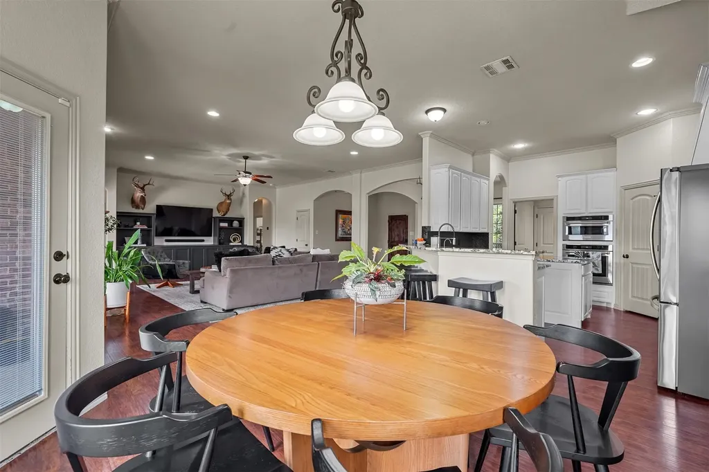 120 Kristin Drive Aledo TX 76008