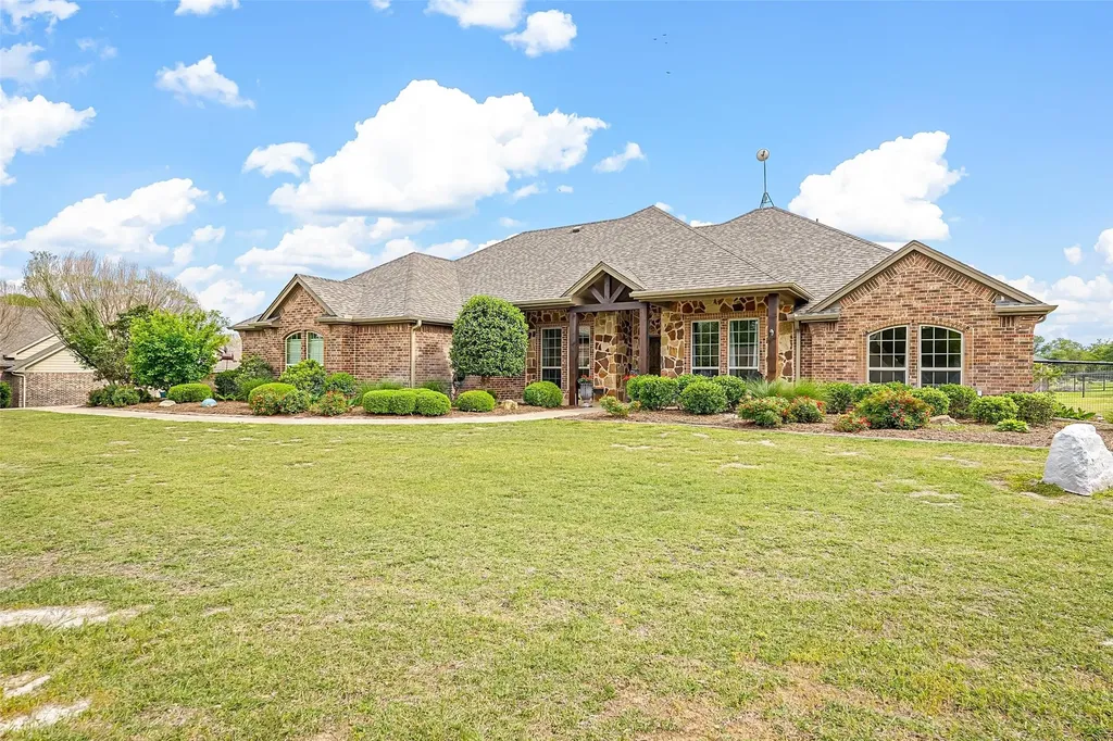 120 Kristin Drive Aledo TX 76008
