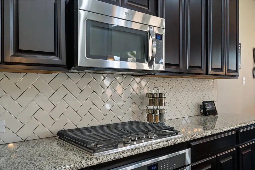 341 Vista Park Drive Sunnyvale TX 75182
