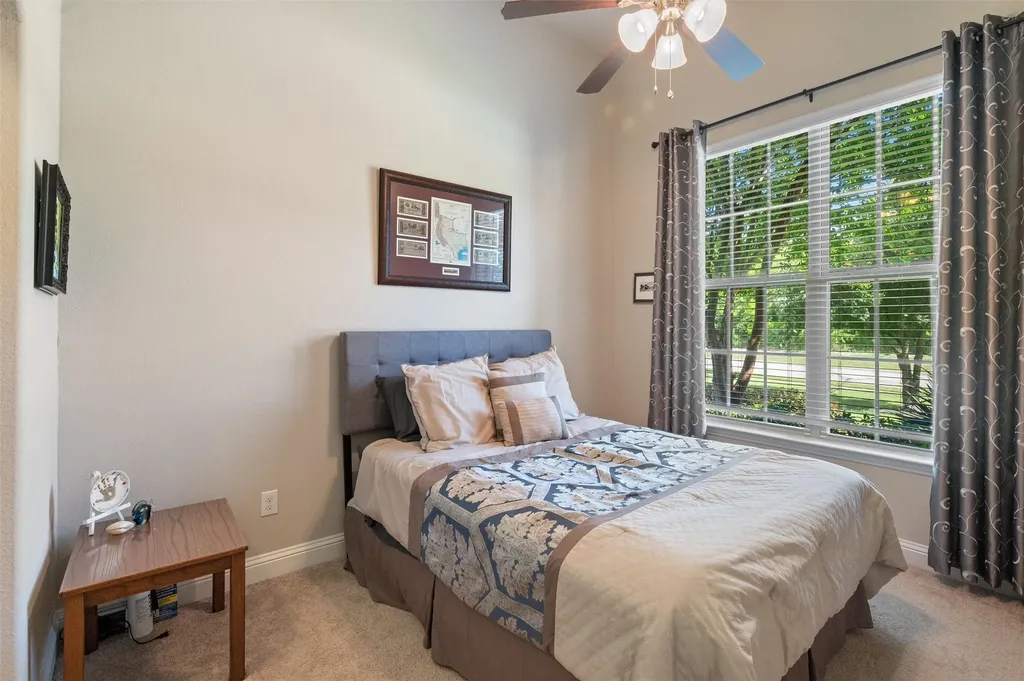 341 Vista Park Drive Sunnyvale TX 75182