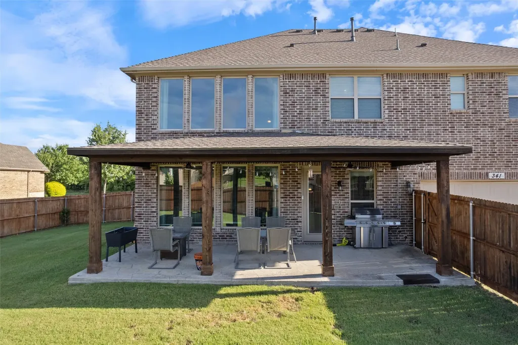 341 Vista Park Drive Sunnyvale TX 75182