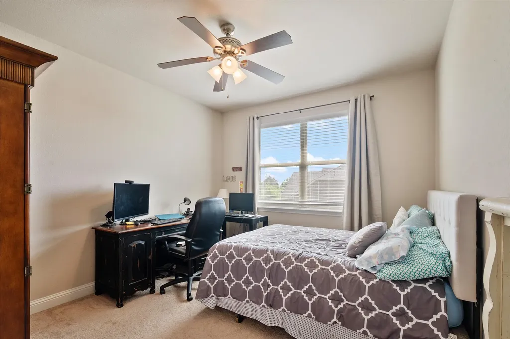 341 Vista Park Drive Sunnyvale TX 75182