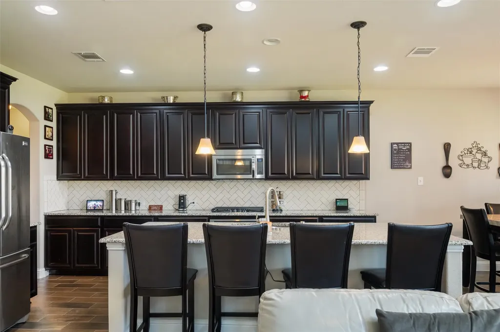 341 Vista Park Drive Sunnyvale TX 75182