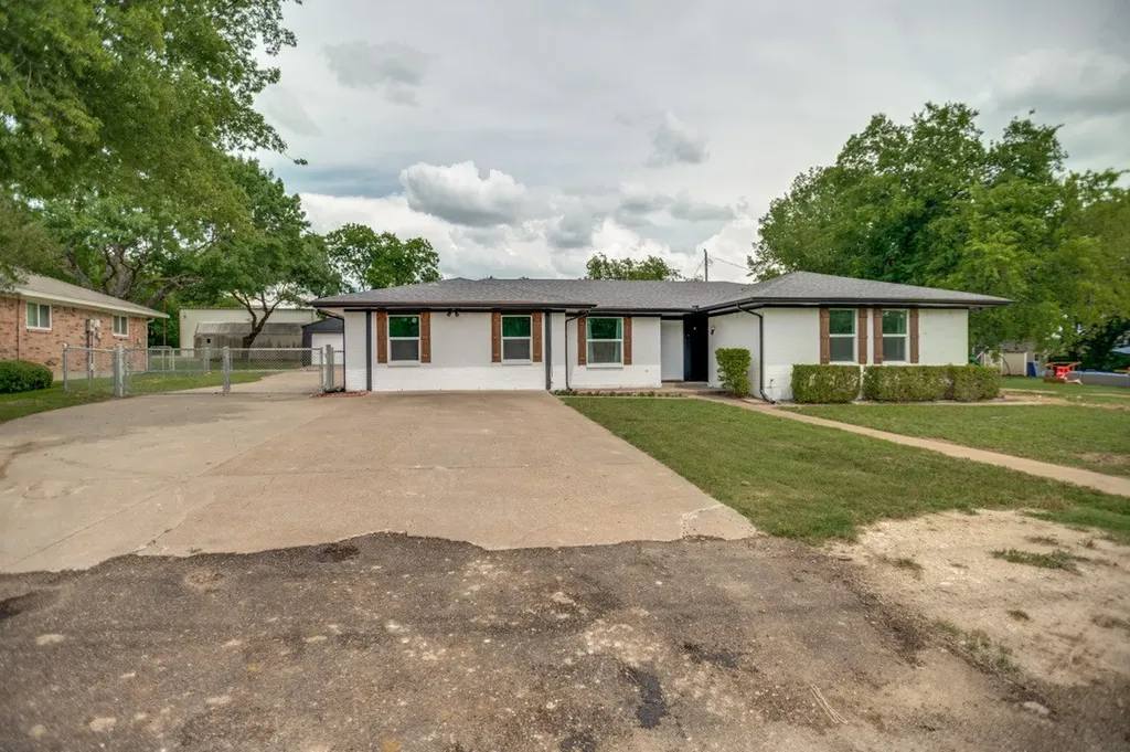 3317 Ovilla Road Ovilla TX 75154