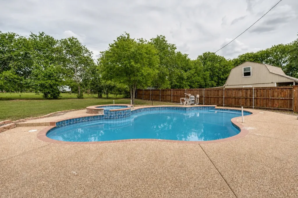 3317 Ovilla Road Ovilla TX 75154