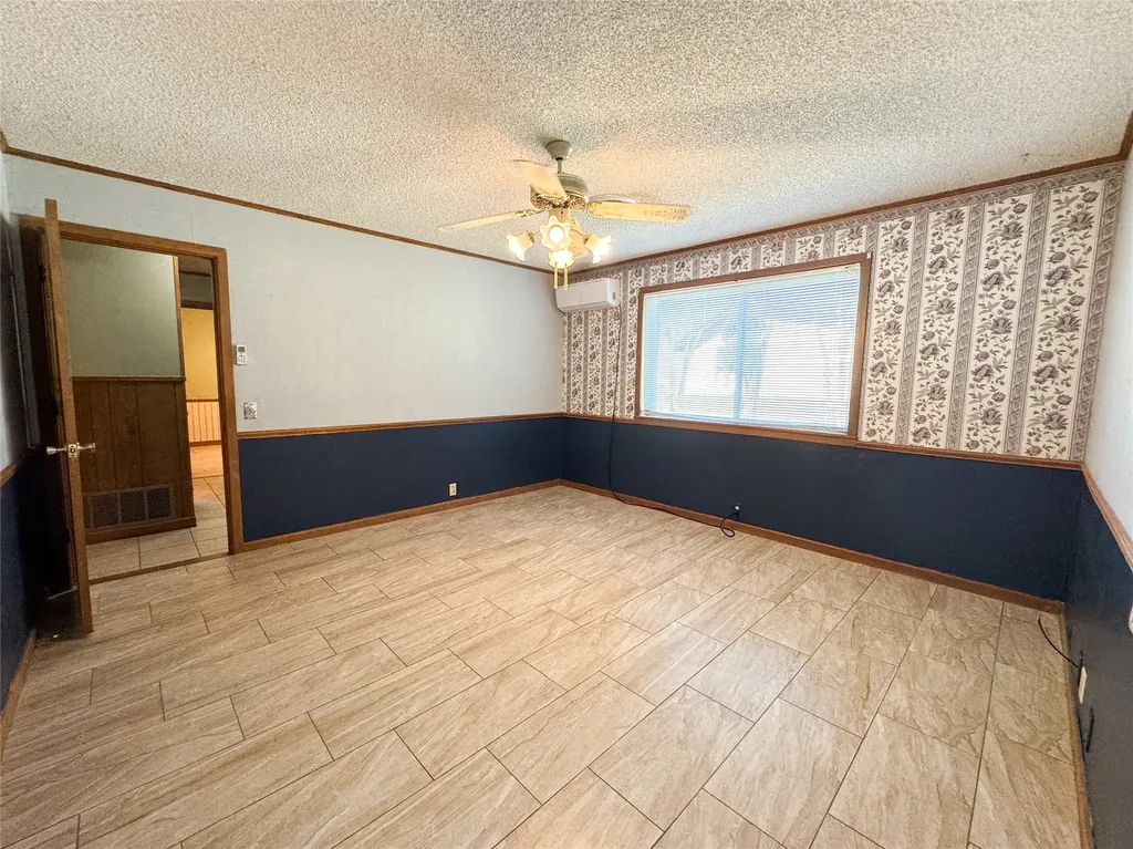 103 5th Street Rule TX 79547