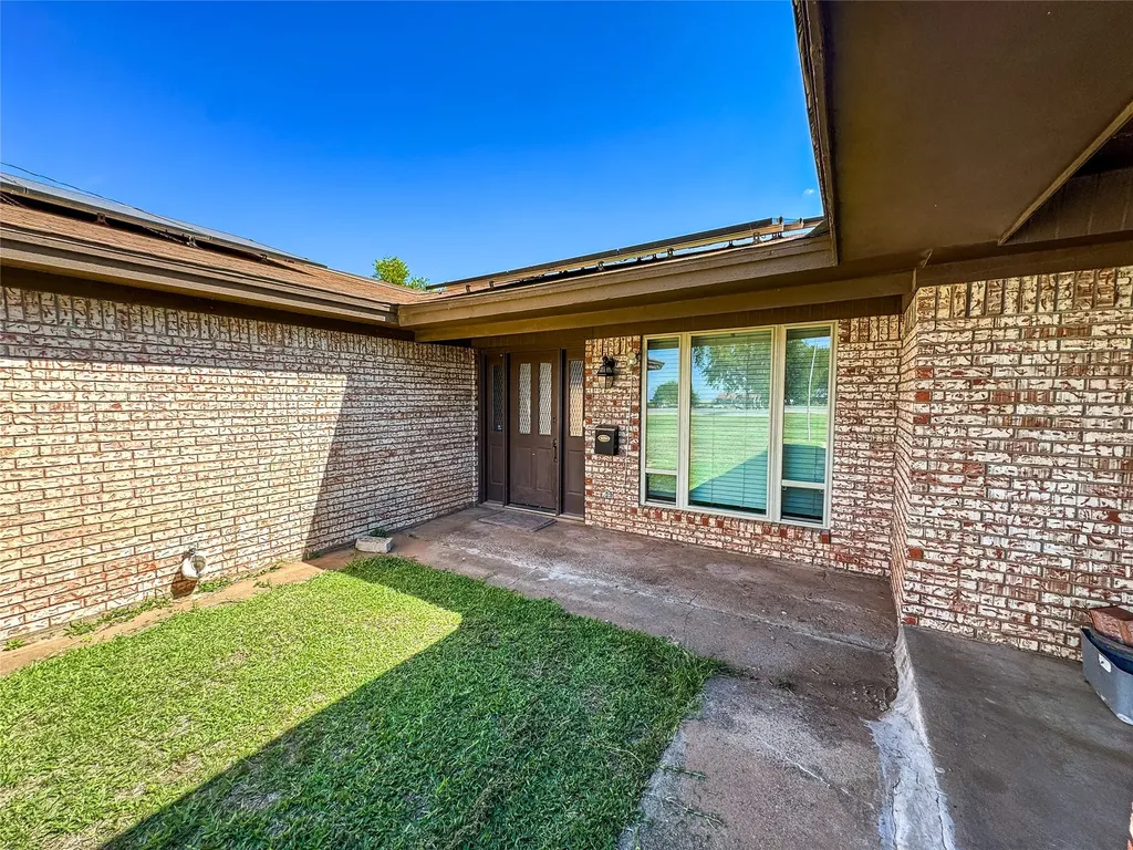 103 5th Street Rule TX 79547