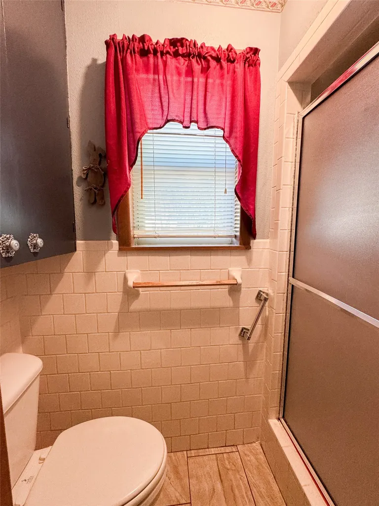 103 5th Street Rule TX 79547