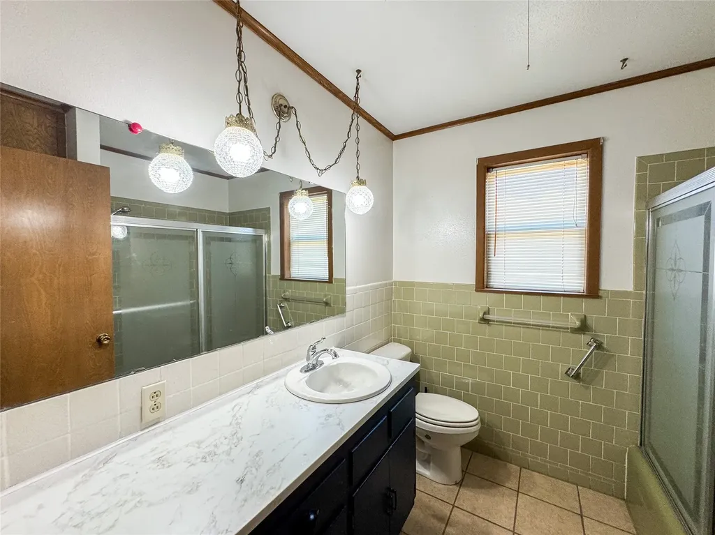 103 5th Street Rule TX 79547