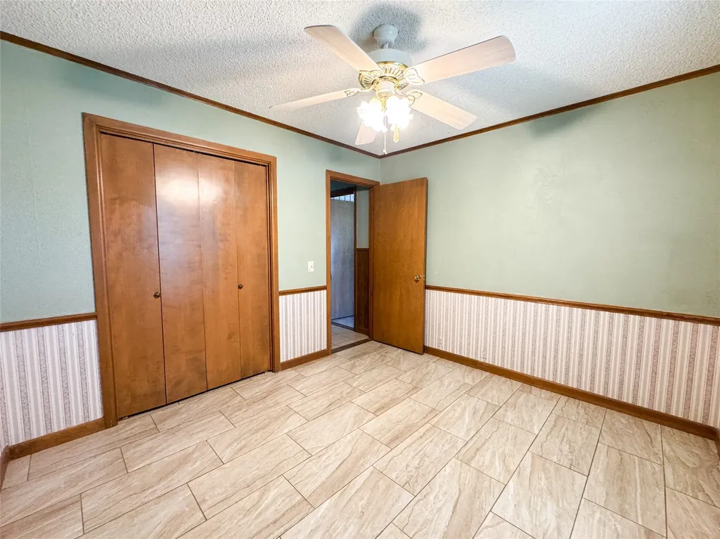 103 5th Street Rule TX 79547