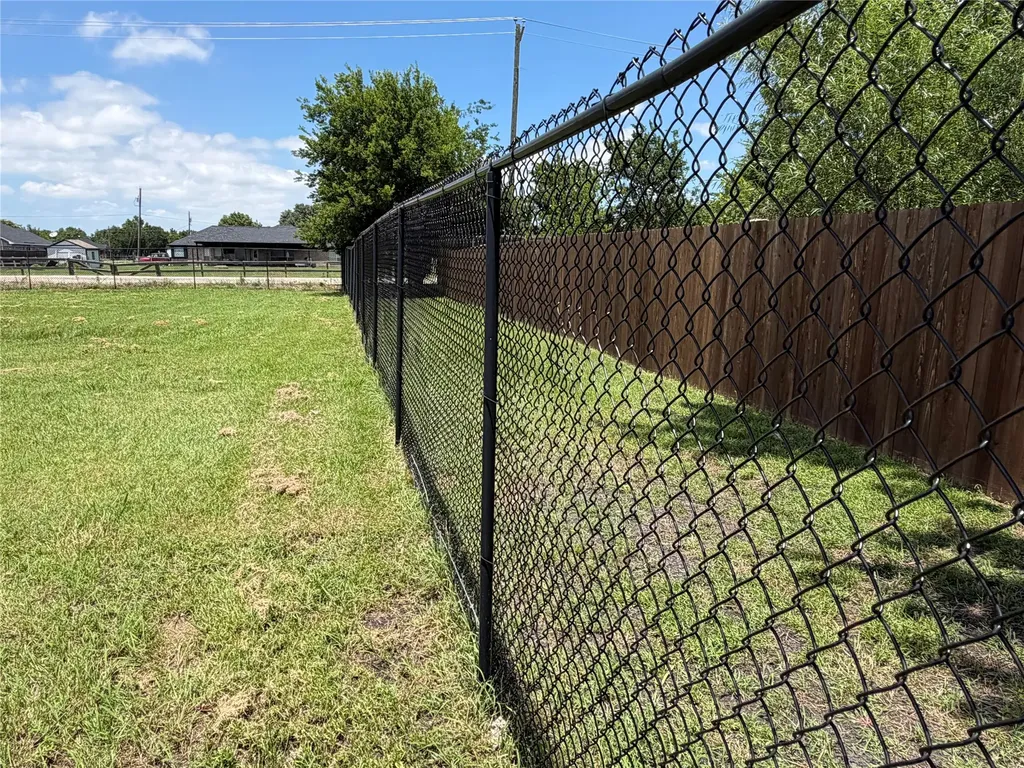 610 Cross Fence Drive Lowry Crossing TX 75069
