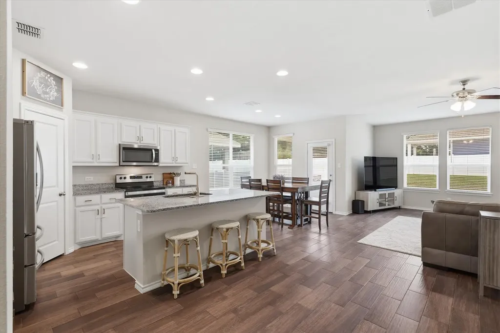 8993 Fair Oaks Drive Providence Village TX 76227