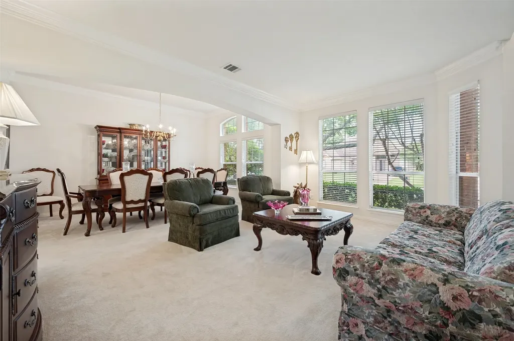 2806 Mayfair Lane Mckinney TX 75071