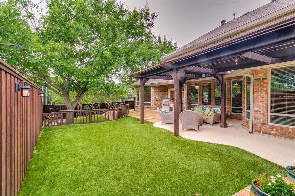 102 Sunday Haus Lane Highland Village TX 75077