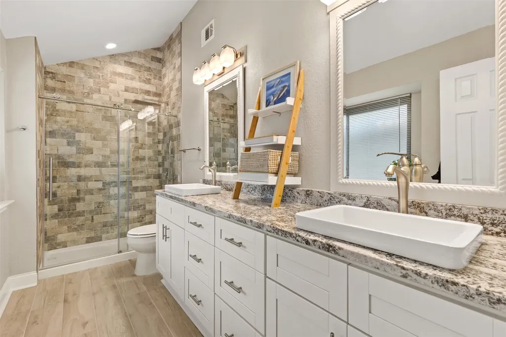 648 Thompson Drive Coppell TX 75019
